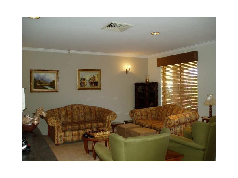 27 Durban Crescent, Kingsley WA 6026