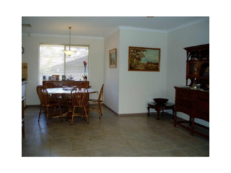 27 Durban Crescent, Kingsley WA 6026