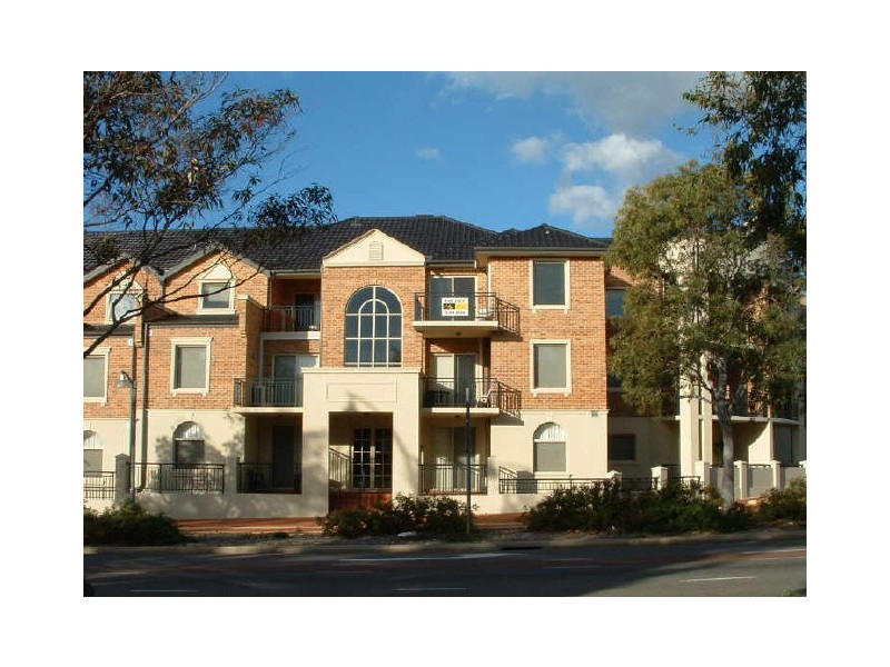 1/101 Grand Boulevard, Joondalup WA 6027