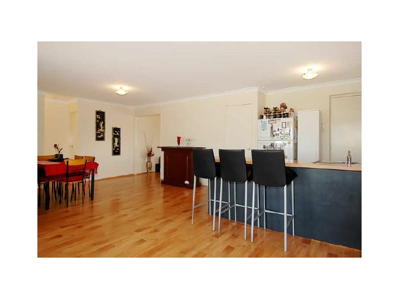 5 Carinta Court, Ellenbrook WA 6069