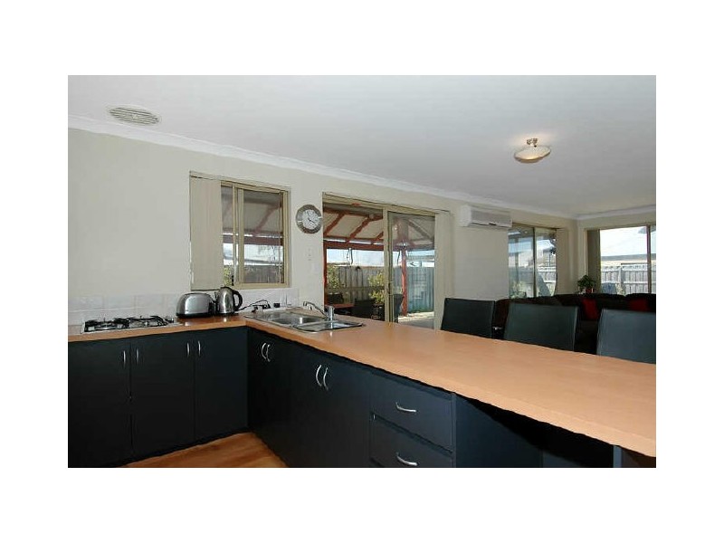 5 Carinta Court, Ellenbrook WA 6069