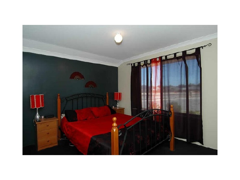 5 Carinta Court, Ellenbrook WA 6069