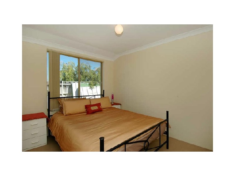 5 Carinta Court, Ellenbrook WA 6069