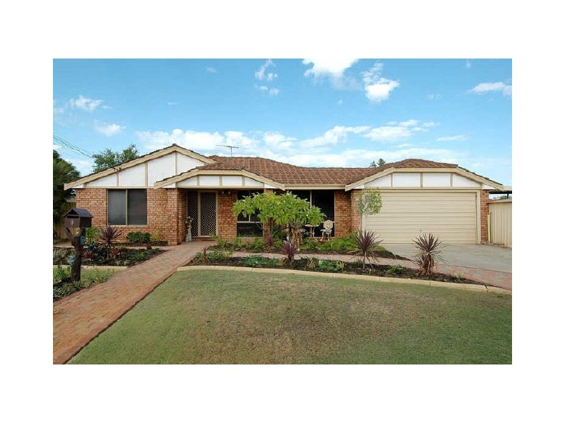 9 Oakover Way, Heathridge WA 6027