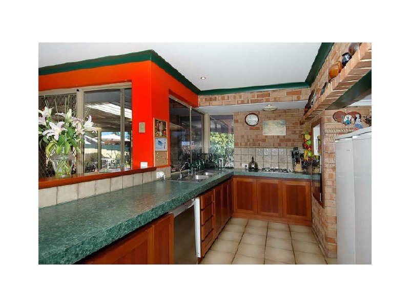 9 Oakover Way, Heathridge WA 6027