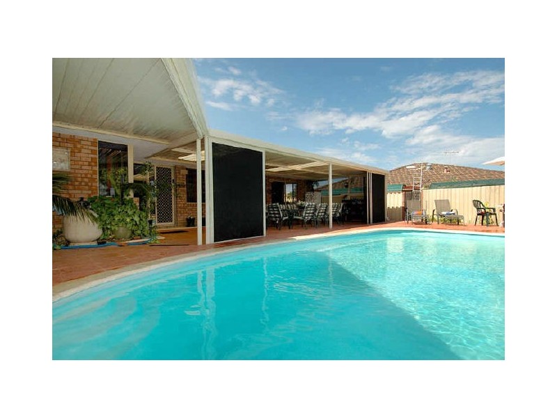 9 Oakover Way, Heathridge WA 6027