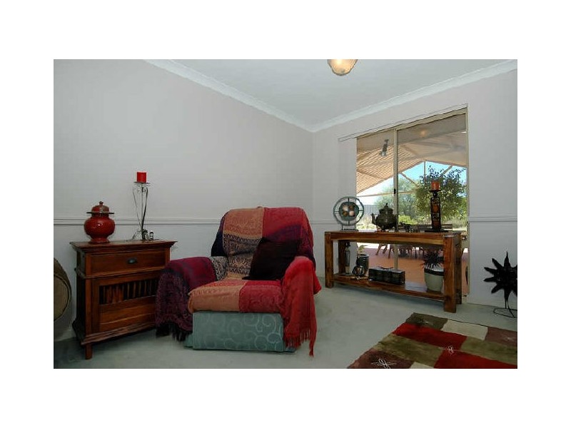 6 Ham Close, Beldon WA 6027