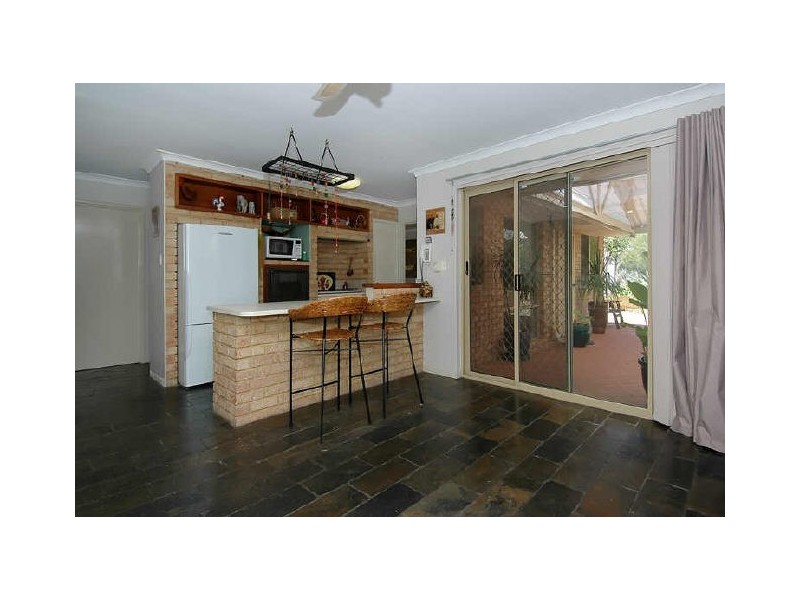 6 Ham Close, Beldon WA 6027