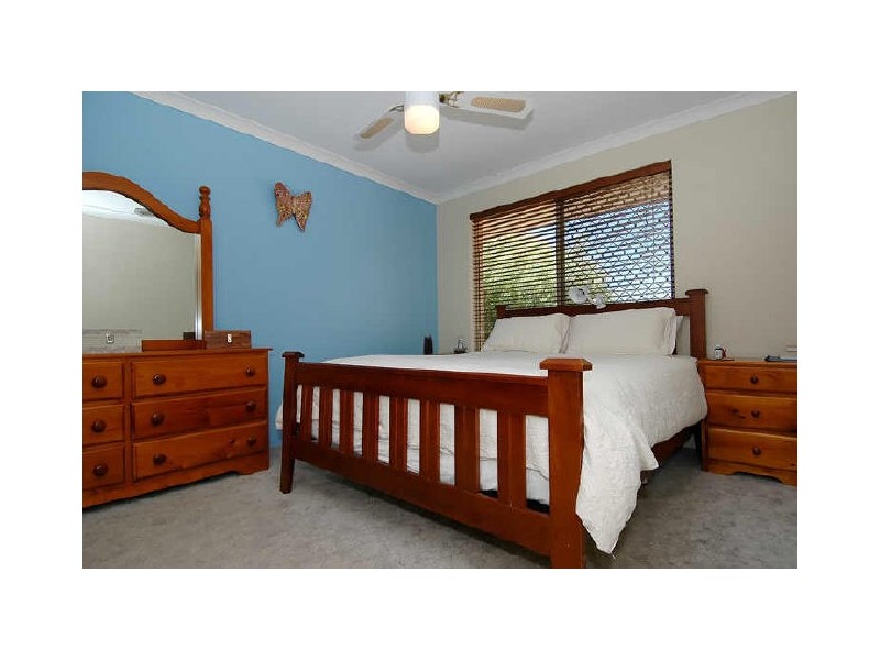 6 Ham Close, Beldon WA 6027