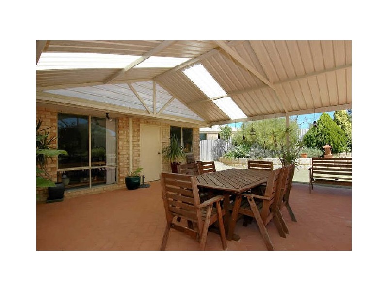 6 Ham Close, Beldon WA 6027