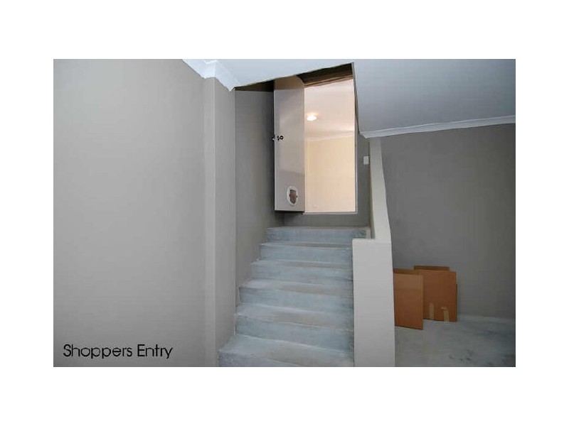 18 Chesterfield Ave, Hocking WA 6065