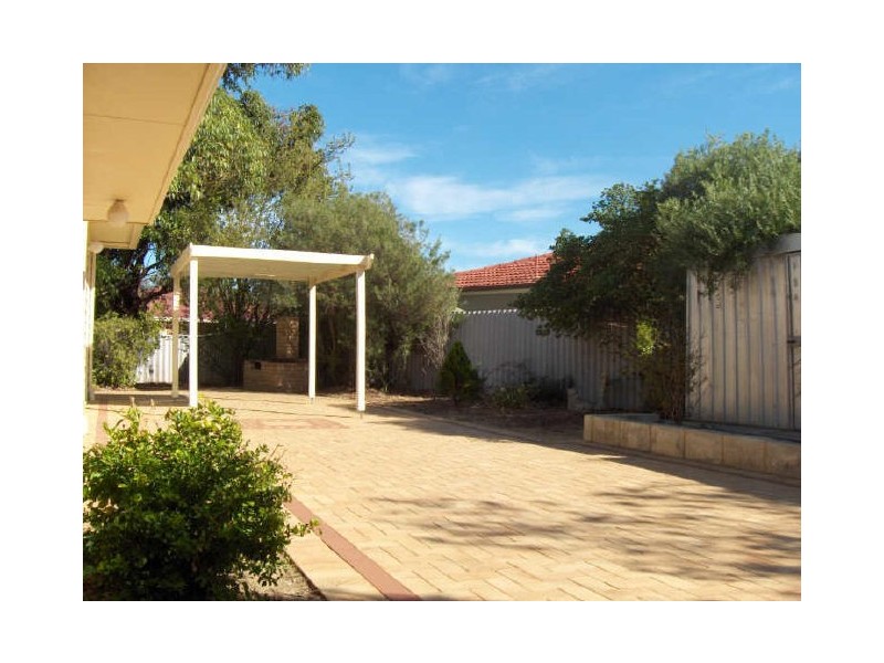 16 Trifund Court, Merriwa WA 6030