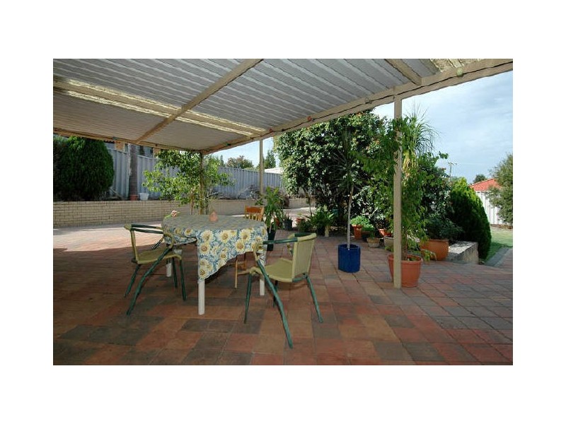 105 Sacramento Avenue, Beechboro WA 6063