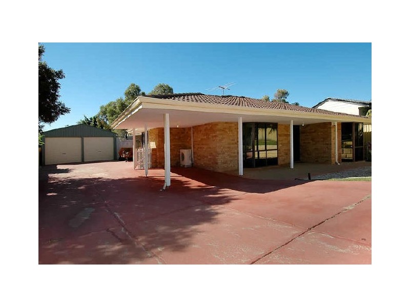 17 Captain Court, Heathridge WA 6027