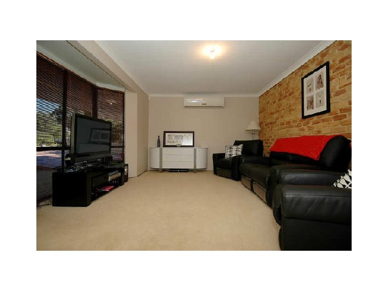 17 Captain Court, Heathridge WA 6027