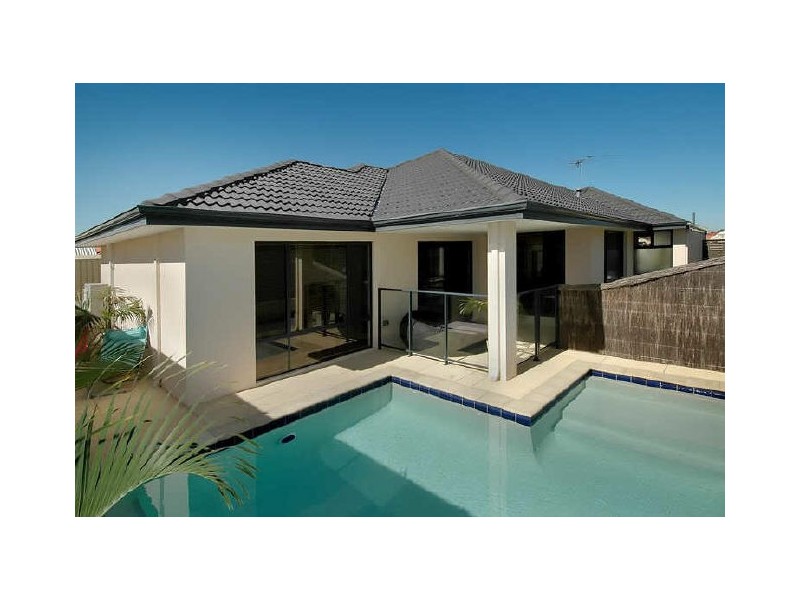 43 Russell Road, Madeley WA 6065