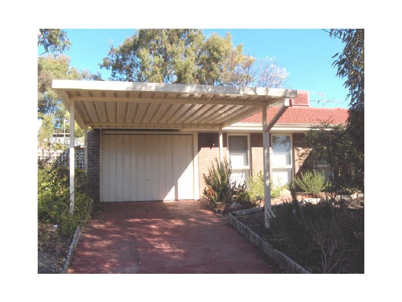 8 Wells Place, Padbury WA 6025