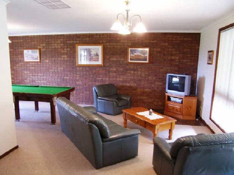 6 Midson Street, Maiden Gully VIC 3551