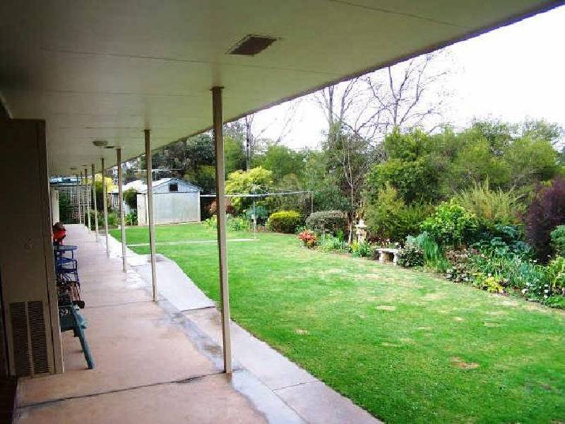 6 Midson Street, Maiden Gully VIC 3551