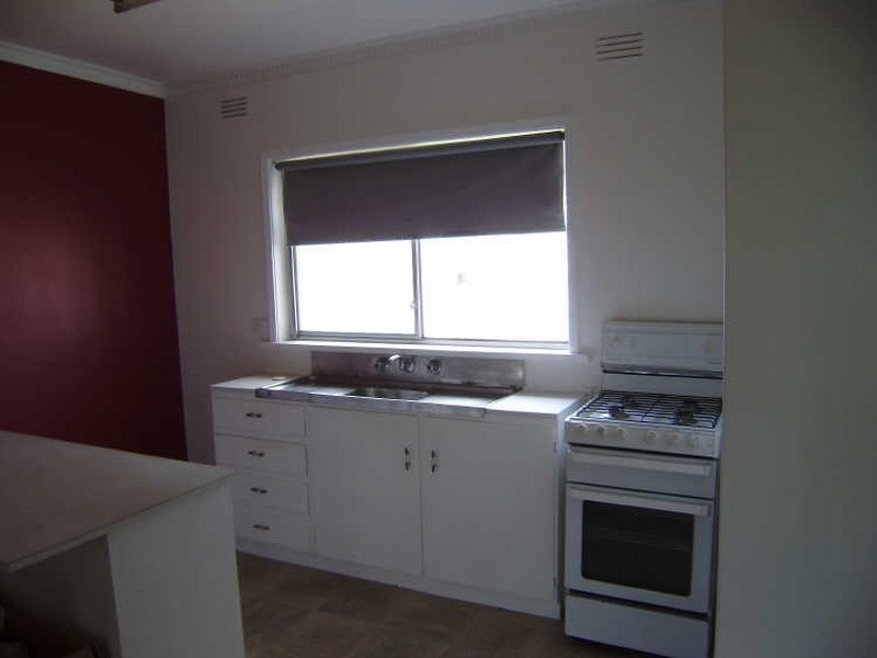 1/25 Somerville Street, Flora Hill VIC 3550