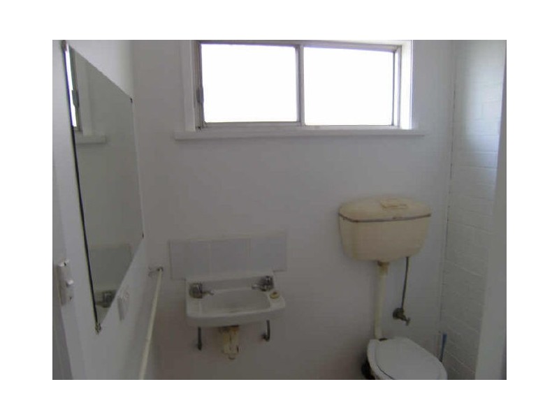 1/25 Somerville Street, Flora Hill VIC 3550