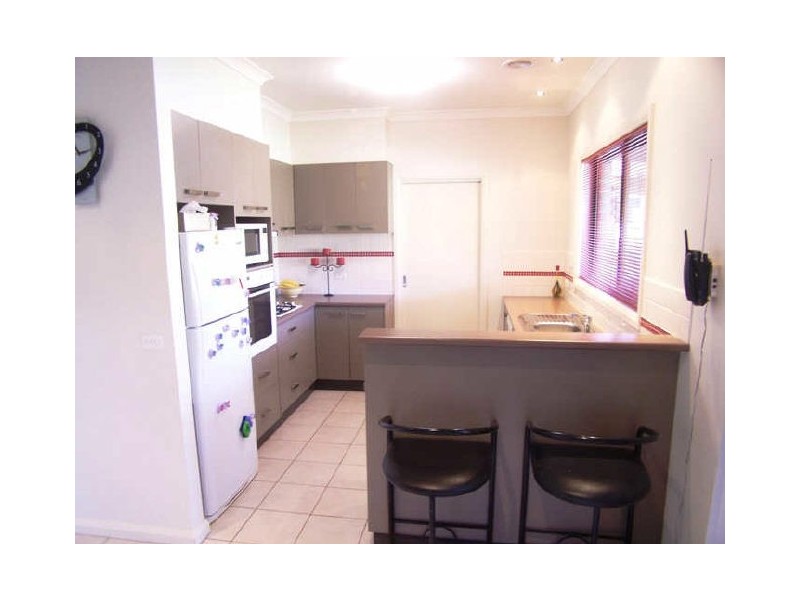 2 Park Terrace, Kangaroo Flat VIC 3555