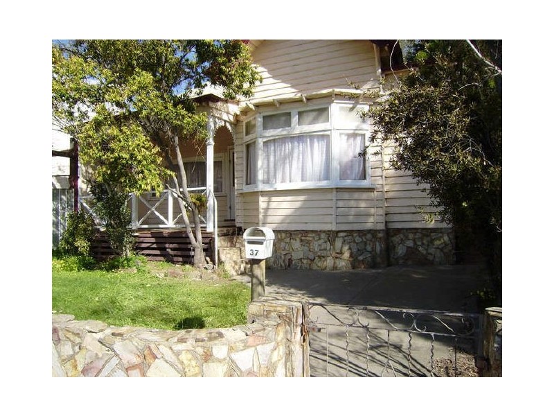 37 Eaglehawk Road, Bendigo VIC 3550