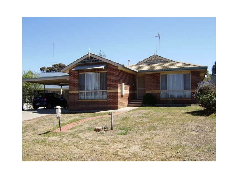 3 Banool Street, Golden Square VIC 3555