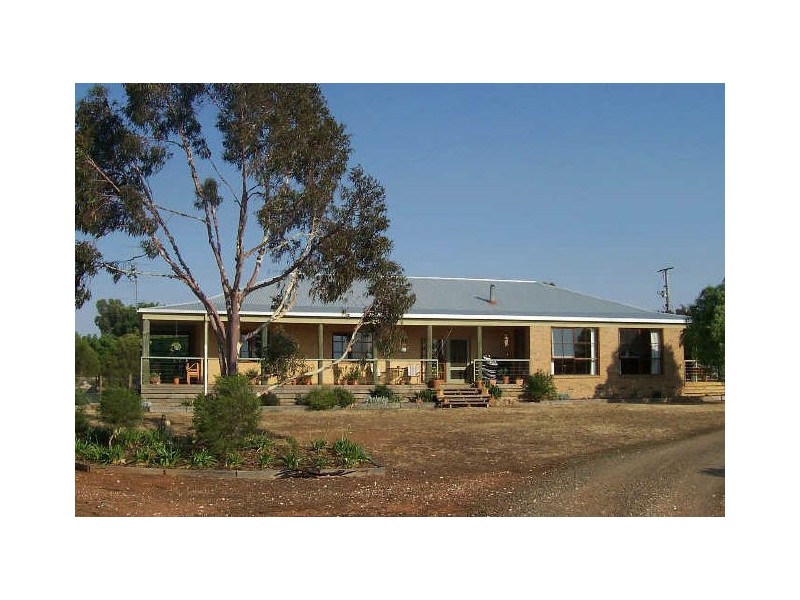 180 Powers Road, Marong VIC 3515