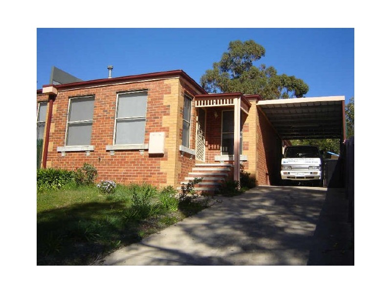 1/5 Thomas Street, Ironbark VIC 3550