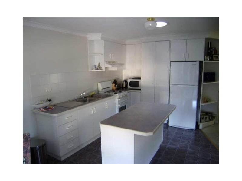 1/5 Thomas Street, Ironbark VIC 3550