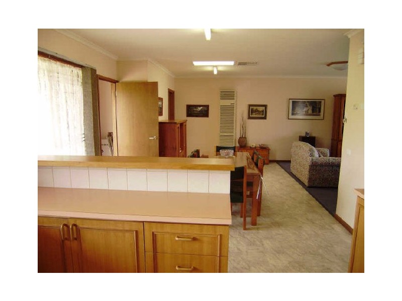 105 Symonds Street, Golden Square VIC 3555