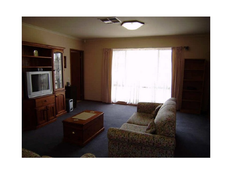 105 Symonds Street, Golden Square VIC 3555