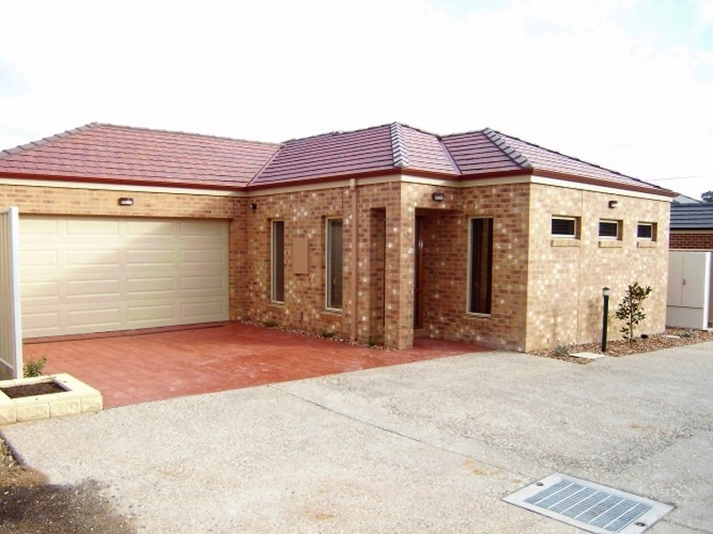 4,6,7/6 Friswell Avenue, Flora Hill VIC 3550