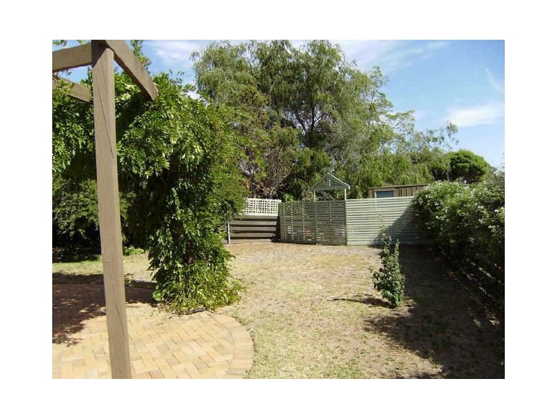 4 Tenzing Court, Strathdale VIC 3550