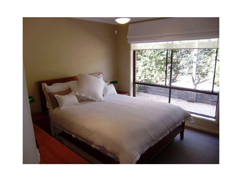 4 Tenzing Court, Strathdale VIC 3550