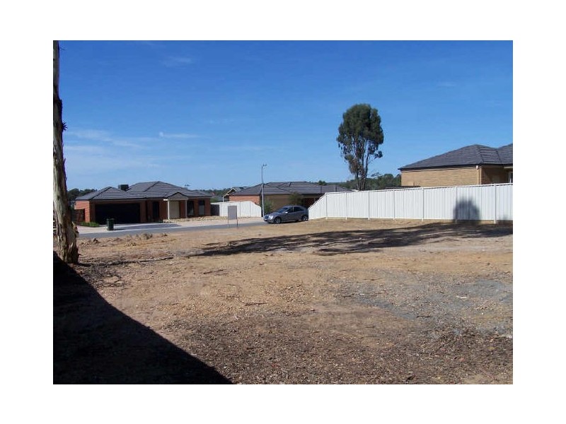 17 Arthurs Crescent, Strathfieldsaye VIC 3551