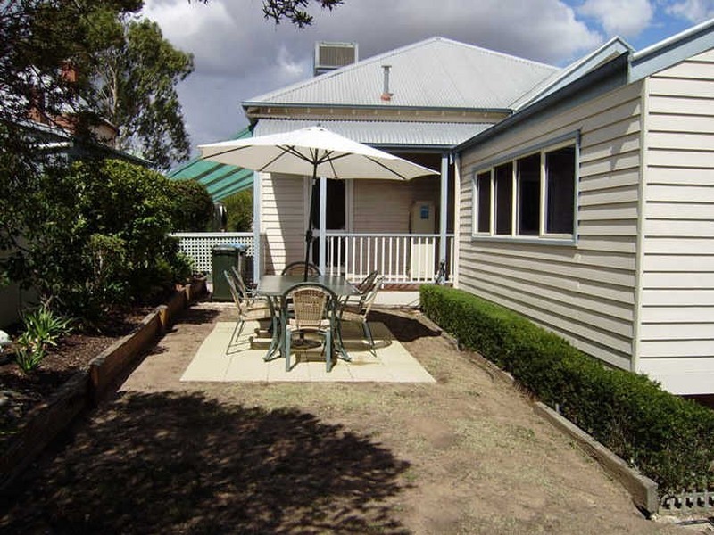 42 Curnow Street, Golden Square VIC 3555