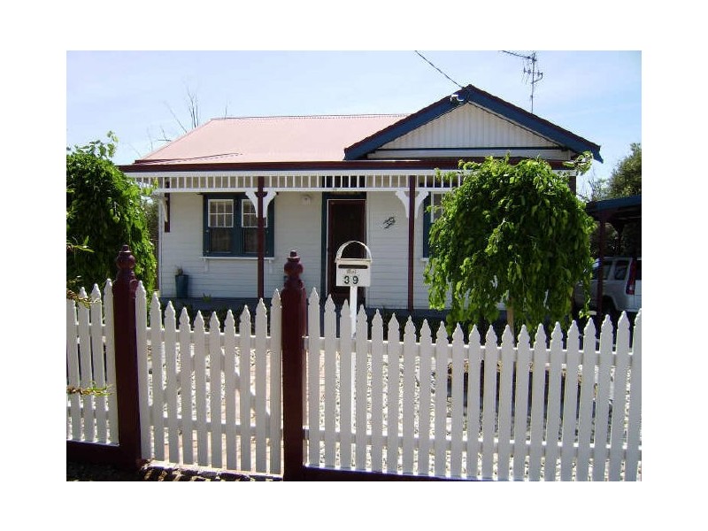 39 Bobs Street, Bendigo VIC 3550
