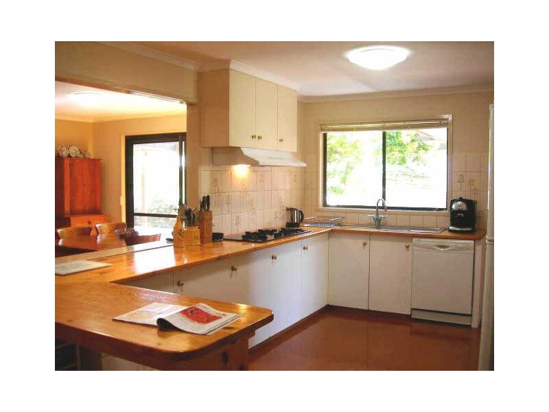 4 Tenzing Court, Strathdale VIC 3550