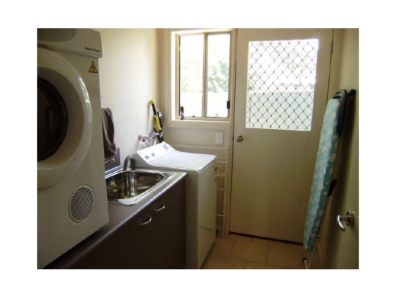 3/35 Booth, Golden Square VIC 3555