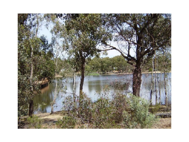 38 Crook Street, Kennington VIC 3550