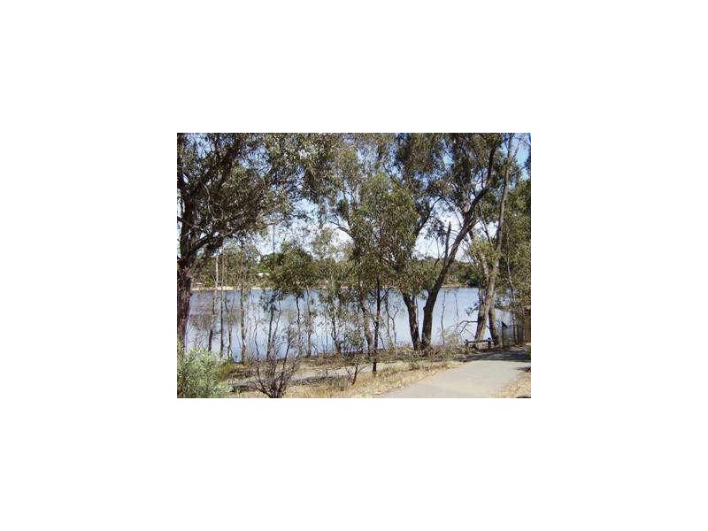 38 Crook Street, Kennington VIC 3550