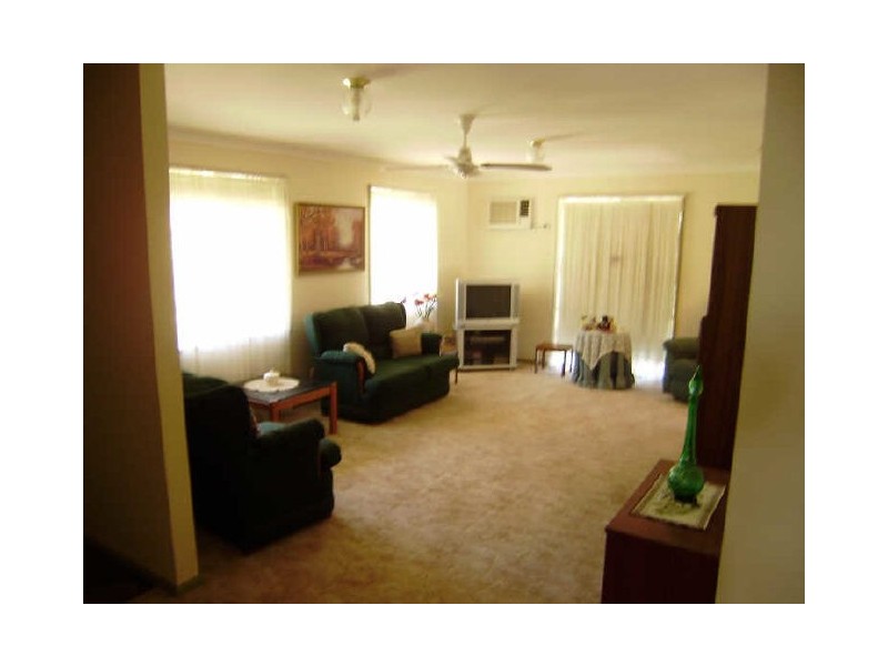 13 Shakespeare Street, Spring Gully VIC 3550