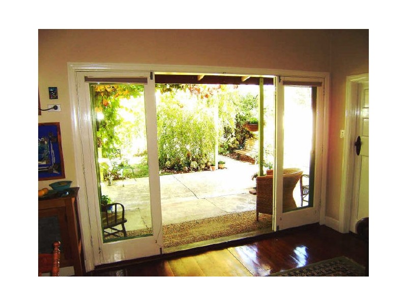 15 Palmerston Street, Quarry Hill VIC 3550