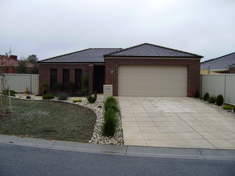 7 Kiandra Way, Kennington VIC 3550
