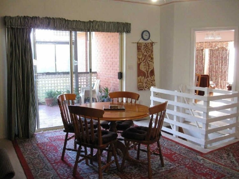 11 Proud Terrace, Flora Hill VIC 3550