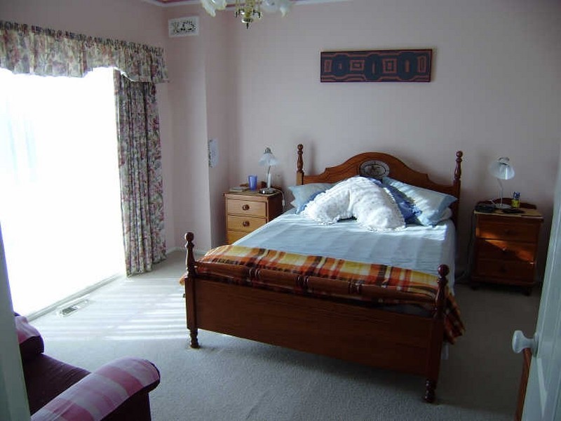 11 Proud Terrace, Flora Hill VIC 3550