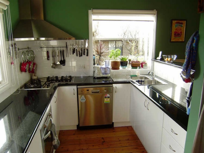 4 Spring Gully Road, Quarry Hill VIC 3550