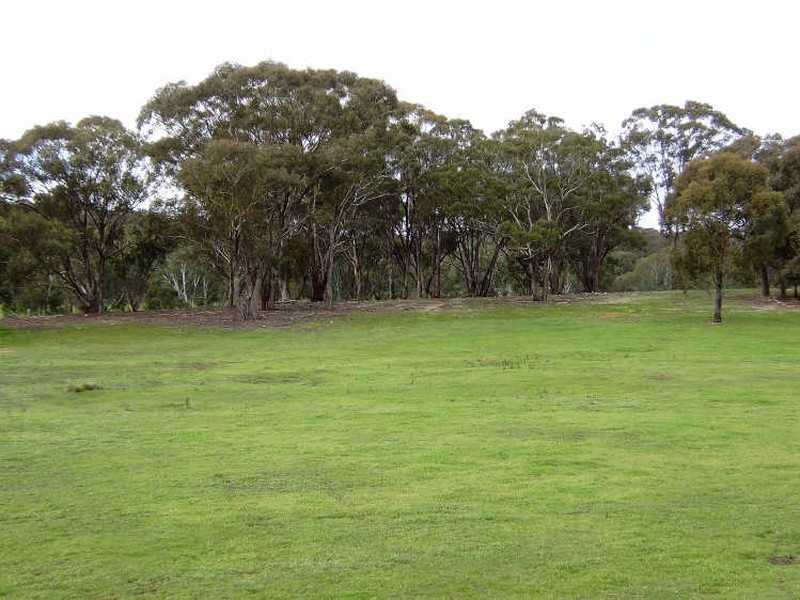 2/221 Mandurang South Rd, Mandurang South VIC 3551